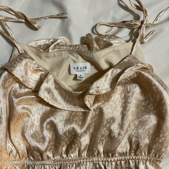 Tank top!! - Picture 3 of 3